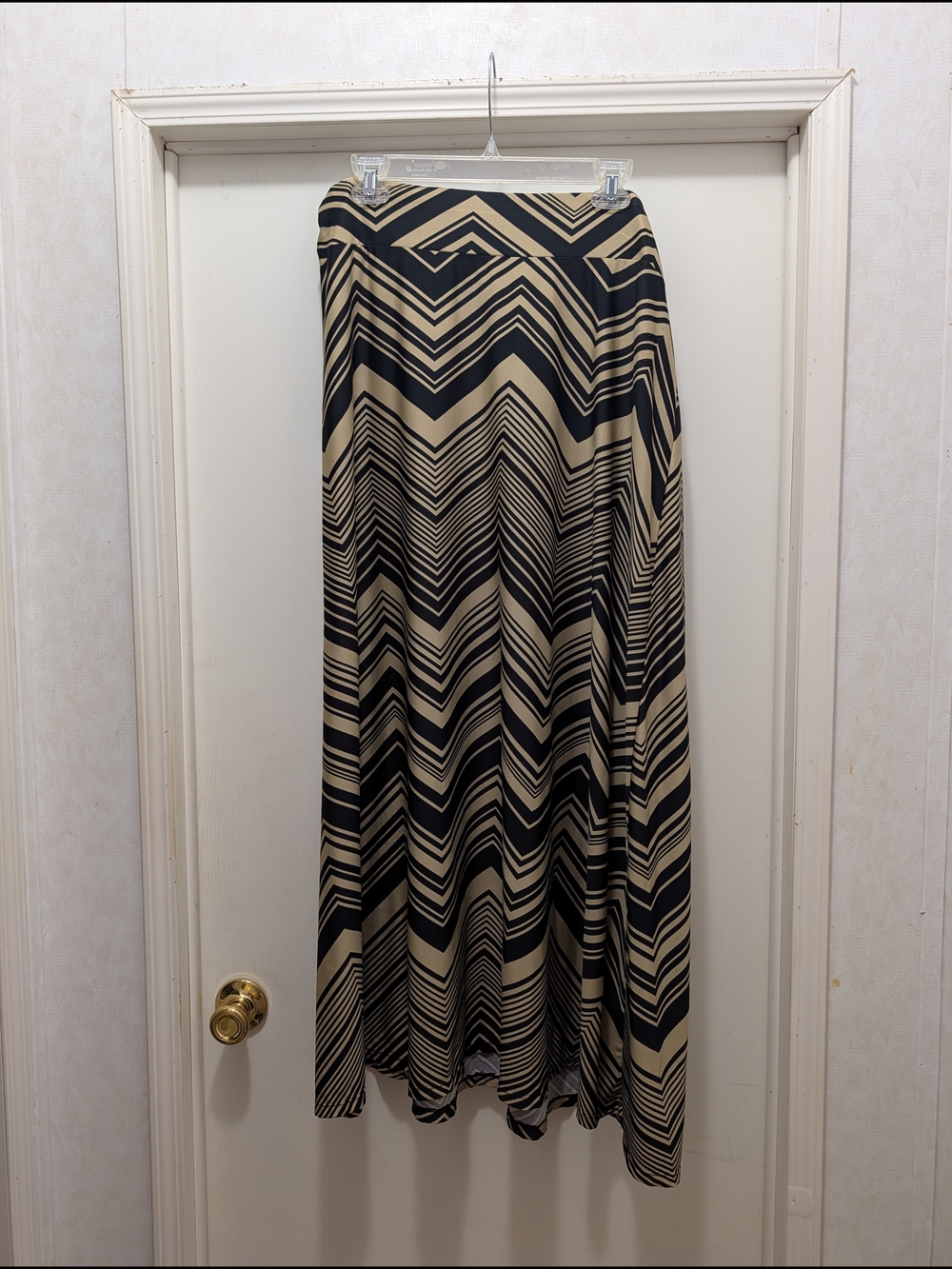 JohnPaulRichard Chevron Maxi Skirt in Black and Beige